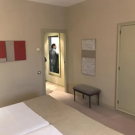 Condes De Urgel 4*