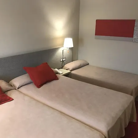 Condes De Urgel 4*