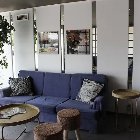 Condes De Urgel Hotel