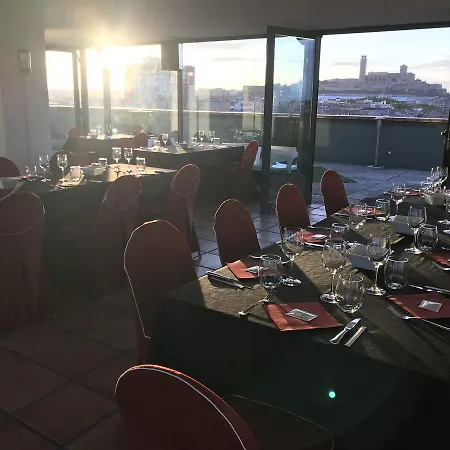 Hotel Condes De Urgel 4*